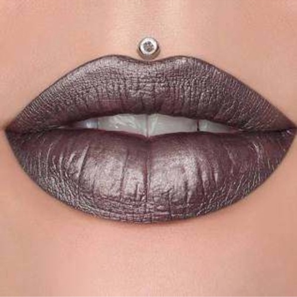 Jeffree Star Restraints Velour Liquid Lipstick